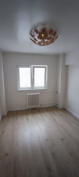 Stefan cel Mare, vav de Spitalul Colentina, metrou, Parcul Circului 6 min.